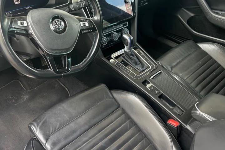 undefined VW Passat fra 2018