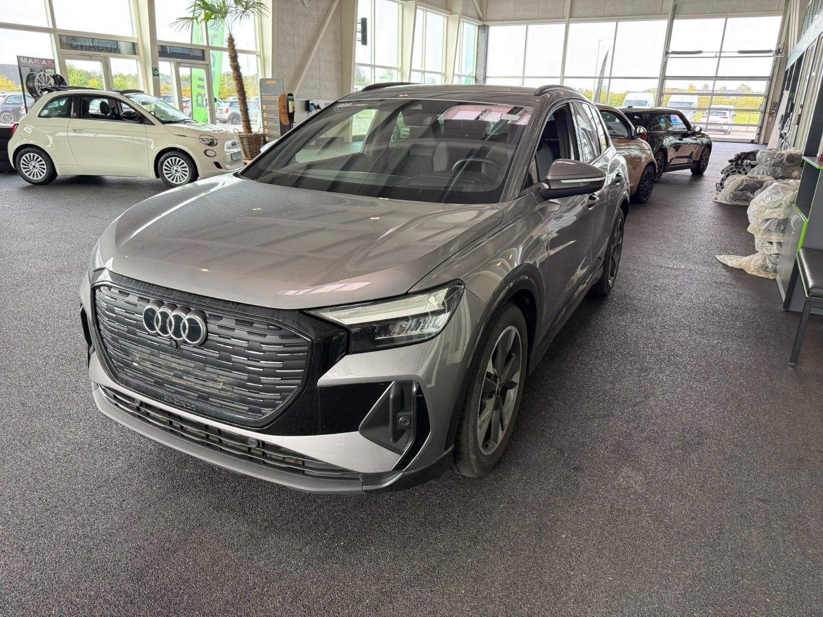 Audi Q4 e-tron 45 S-line quattro