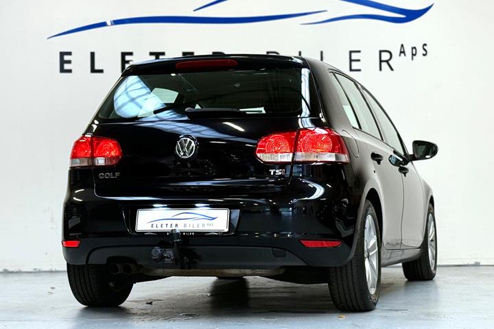 Sort VW Golf VI fra 2012