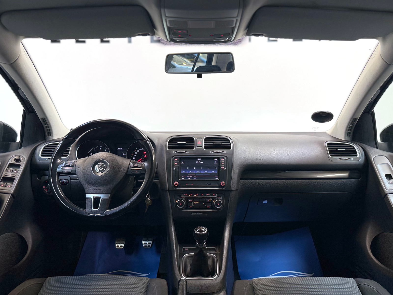 Sort VW Golf VI fra 2012
