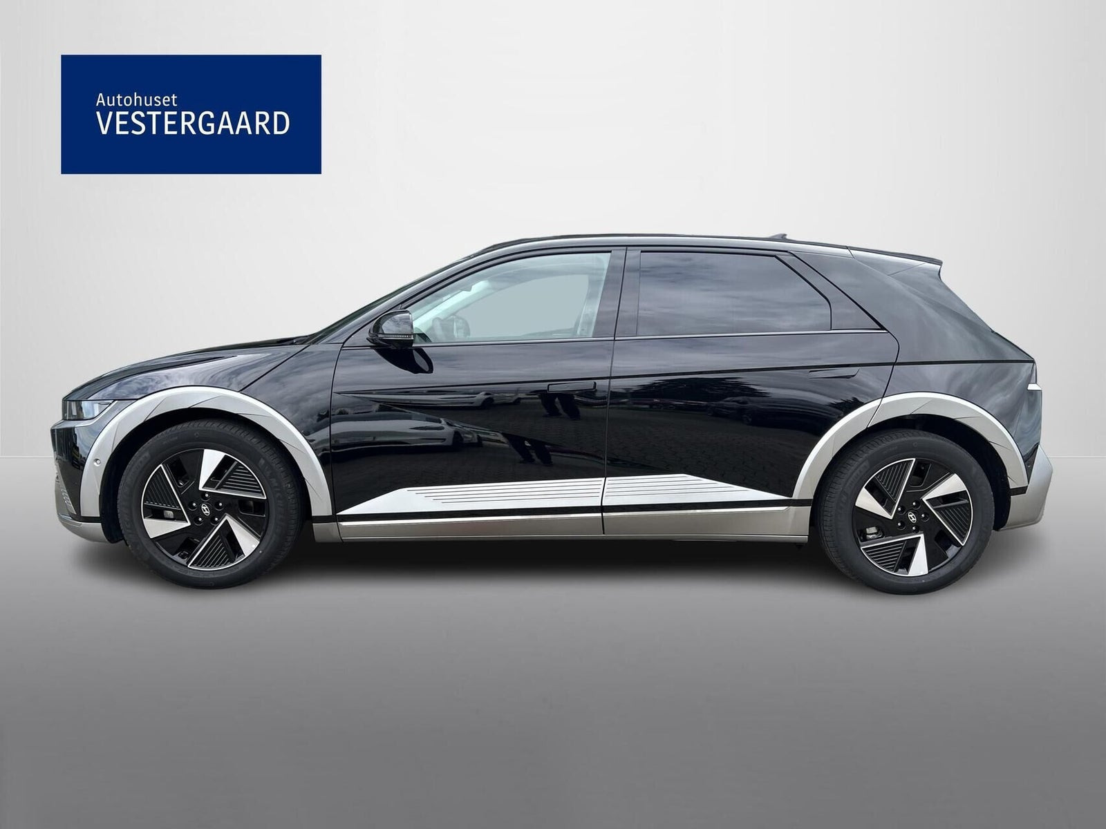 Sort Hyundai Ioniq 5 fra 2025