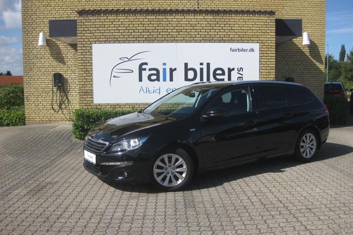 Sort Peugeot 308 fra 2016