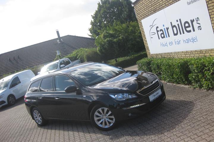 Sort Peugeot 308 fra 2016