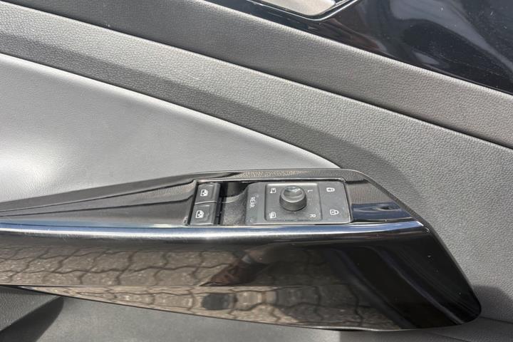 Rød VW ID.4 fra 2022