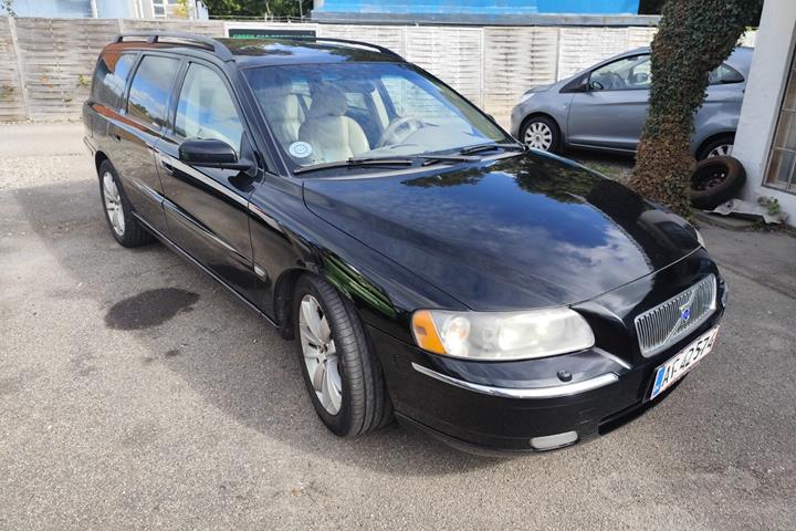 undefined Volvo V70 fra 2004 set udefra