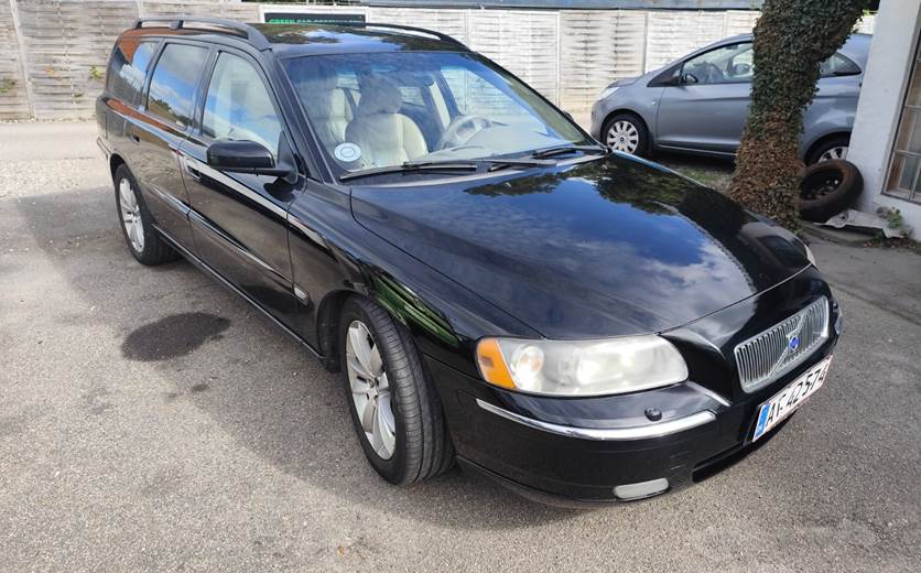 Volvo V70 2,4 D5 Kinetic aut.