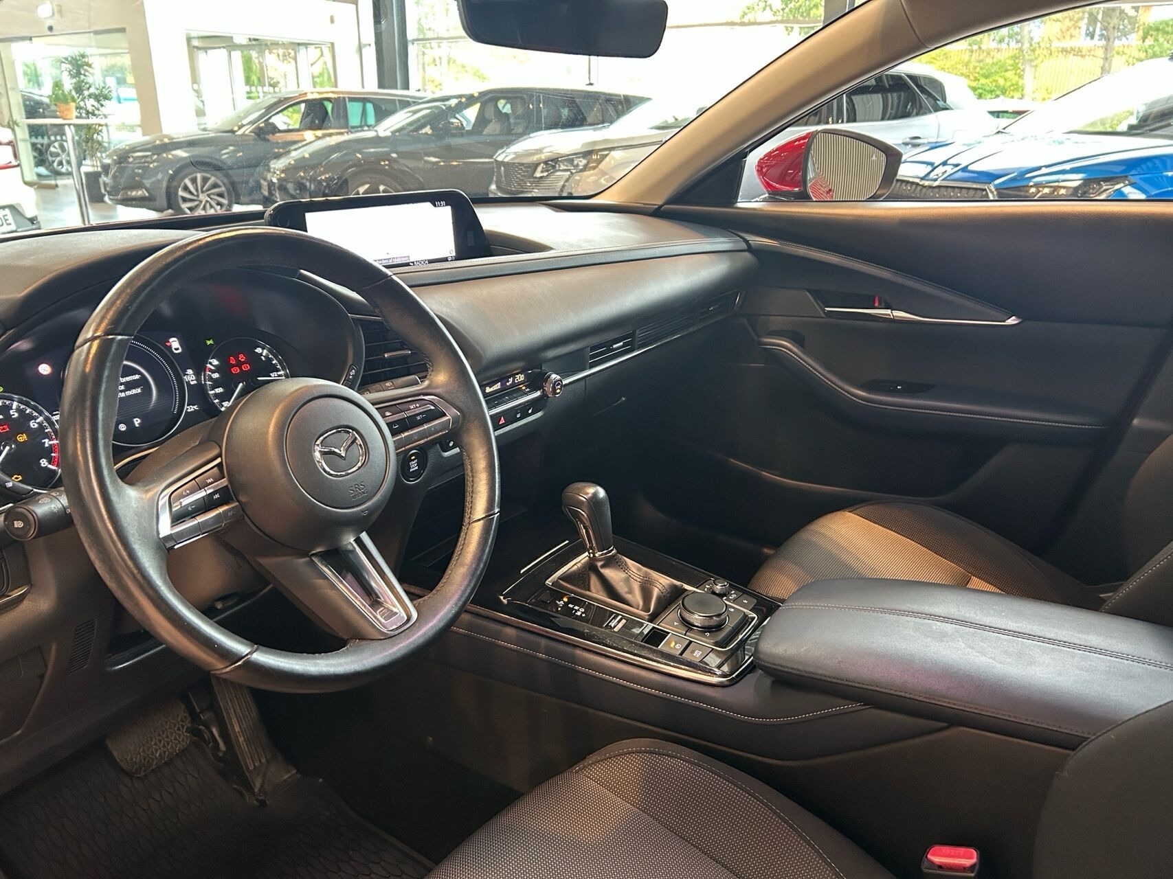 Rød Mazda CX-30 fra 2019