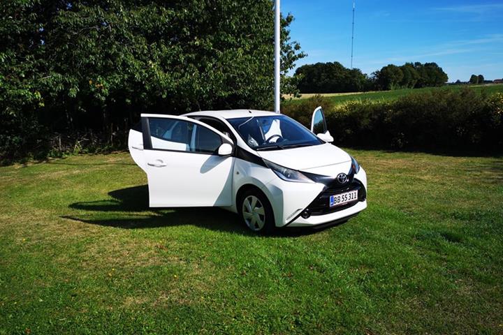 undefined Toyota Aygo fra 2015