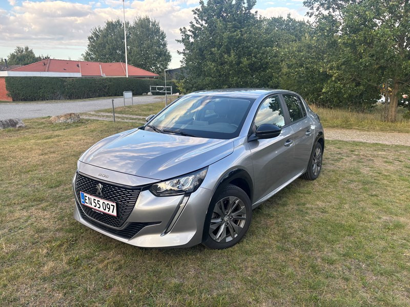 undefined Peugeot 208 fra 2023