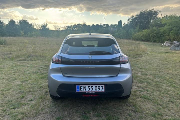 undefined Peugeot 208 fra 2023