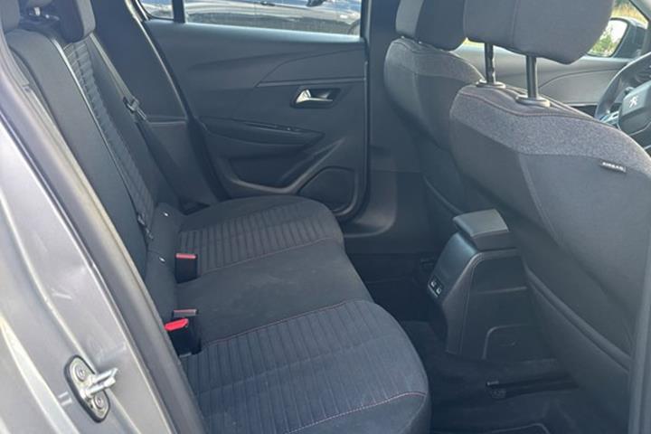 undefined Peugeot 208 fra 2023