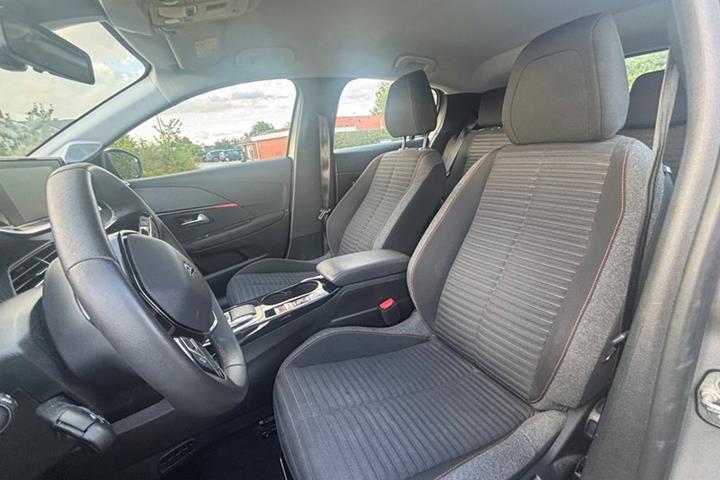 undefined Peugeot 208 fra 2023