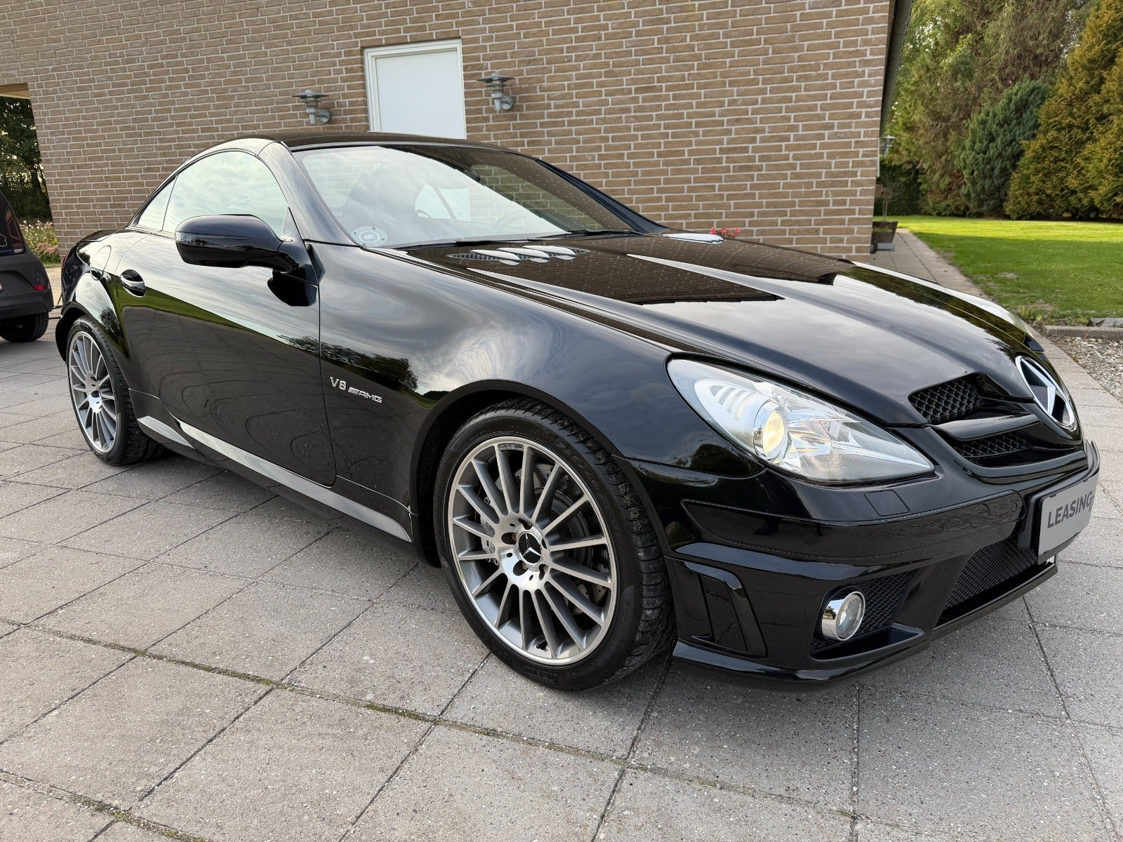 Sort Mercedes SLK55 fra 2010