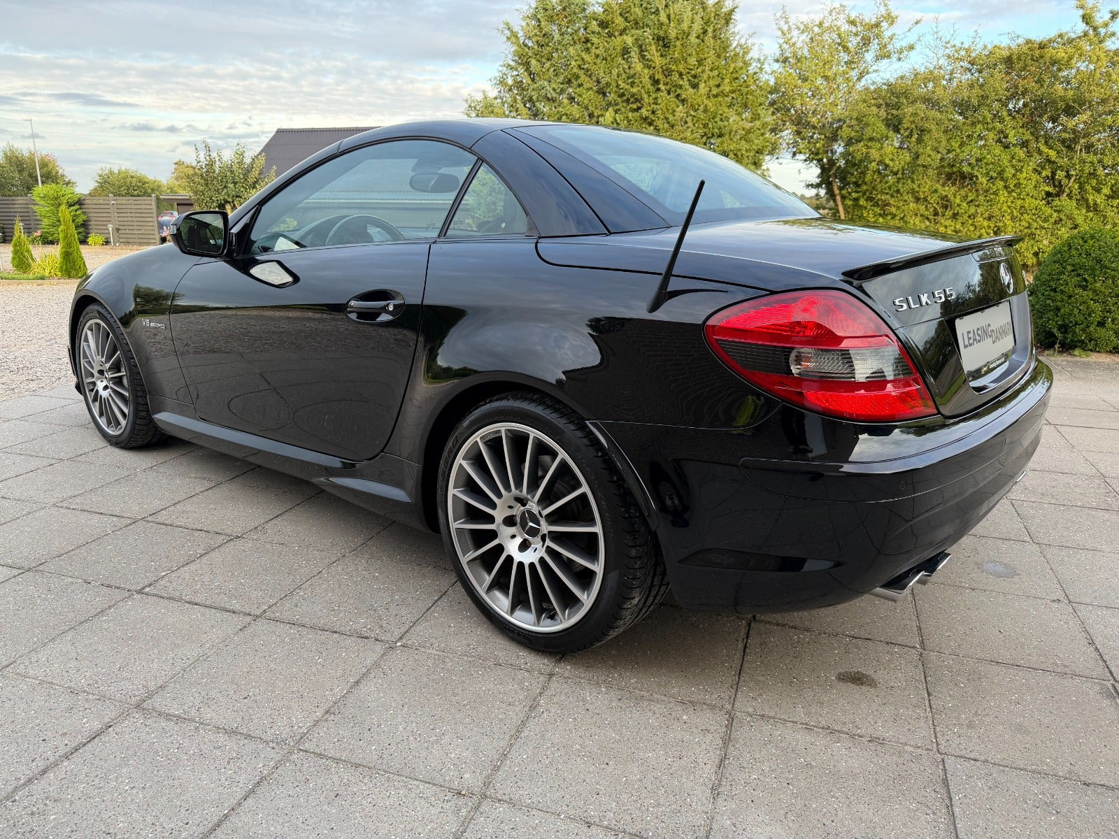 Sort Mercedes SLK55 fra 2010