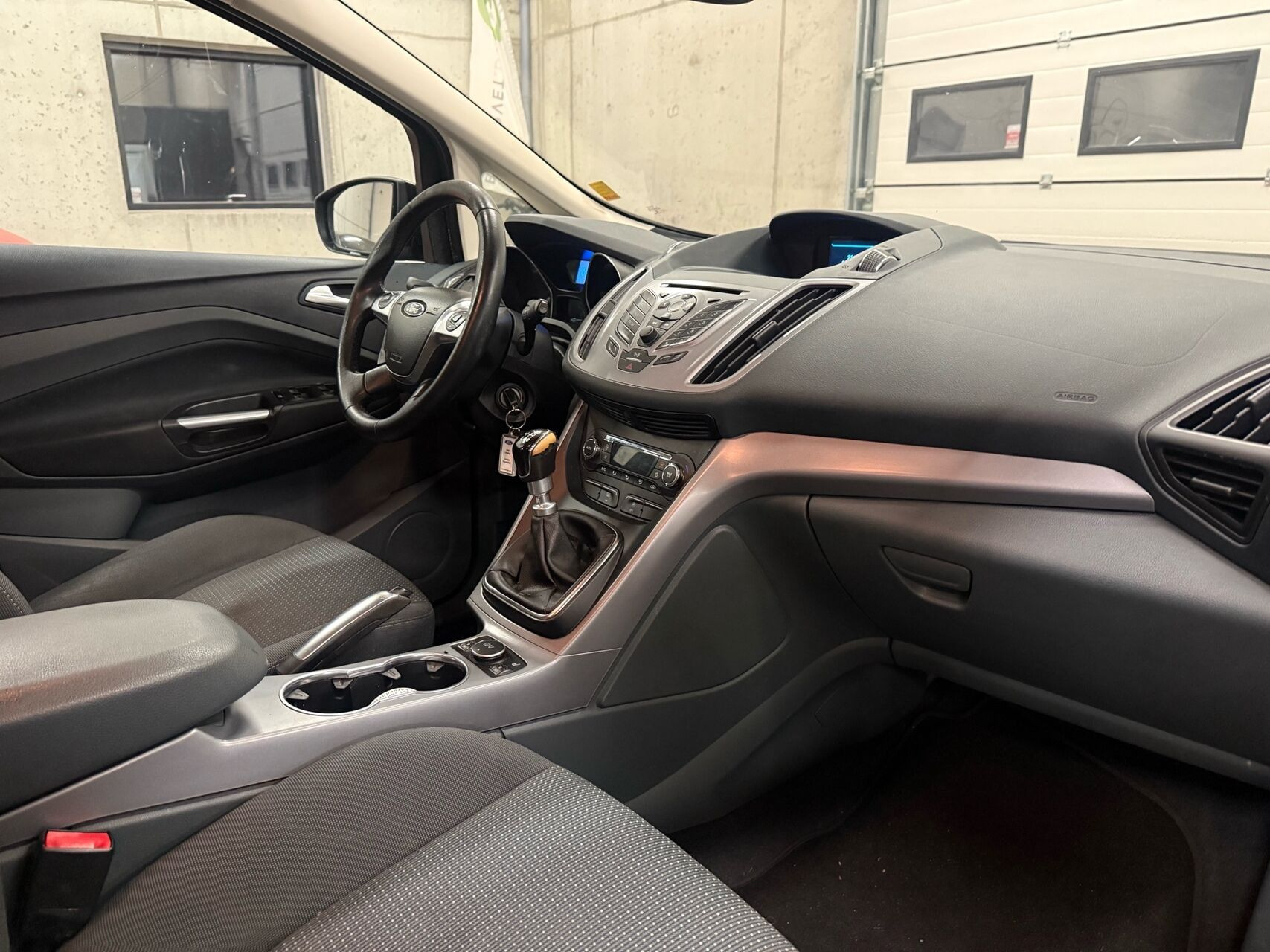 Sort Ford C-MAX fra 2015