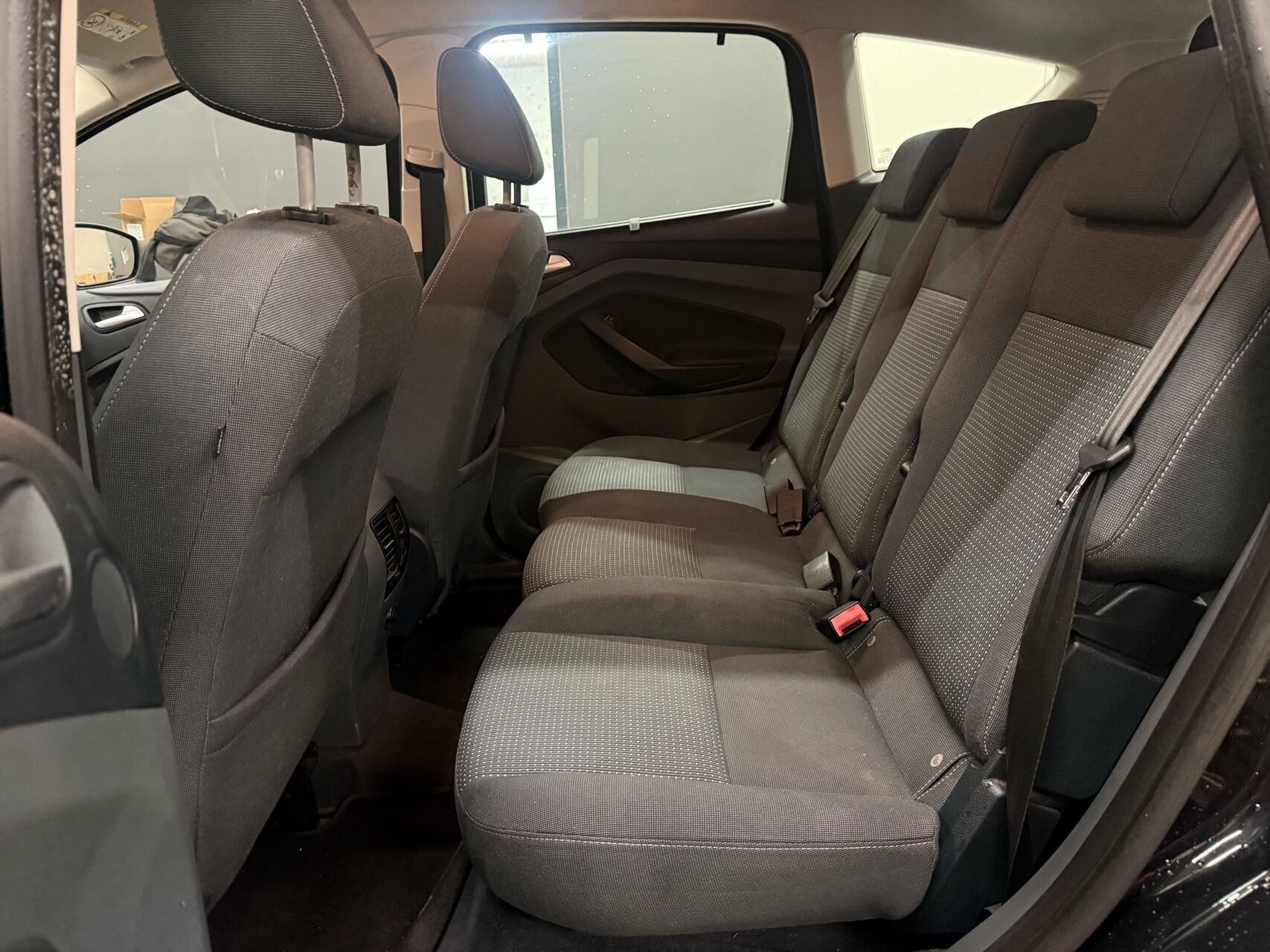 Sort Ford C-MAX fra 2015