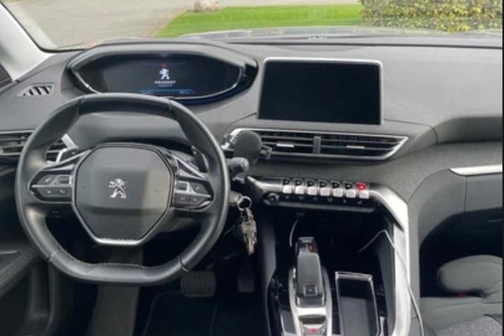 undefined Peugeot 5008 fra 2019
