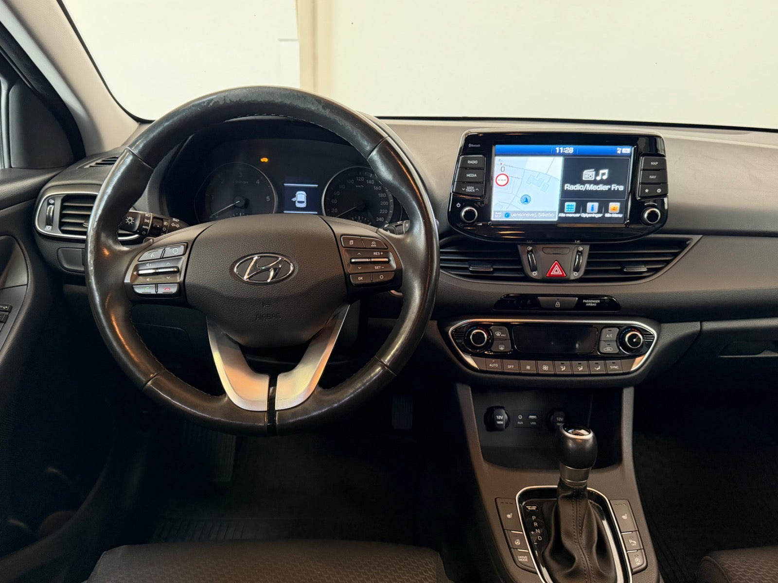 Blå Hyundai i30 fra 2018