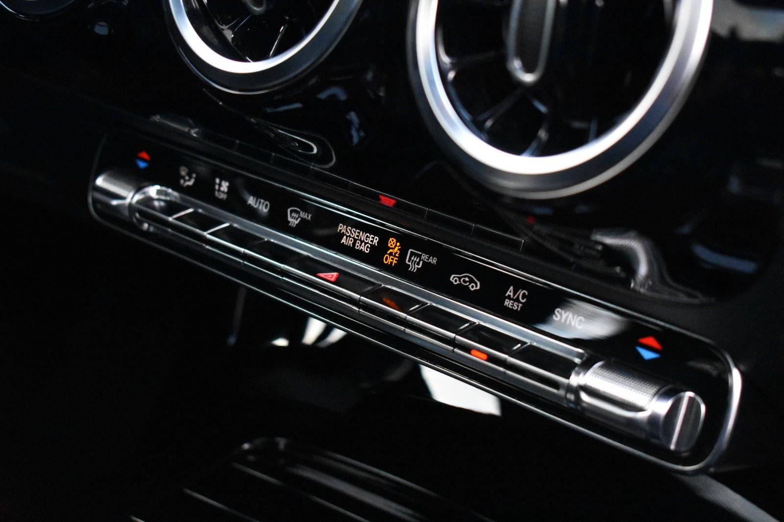Hvid Mercedes A180 fra 2019
