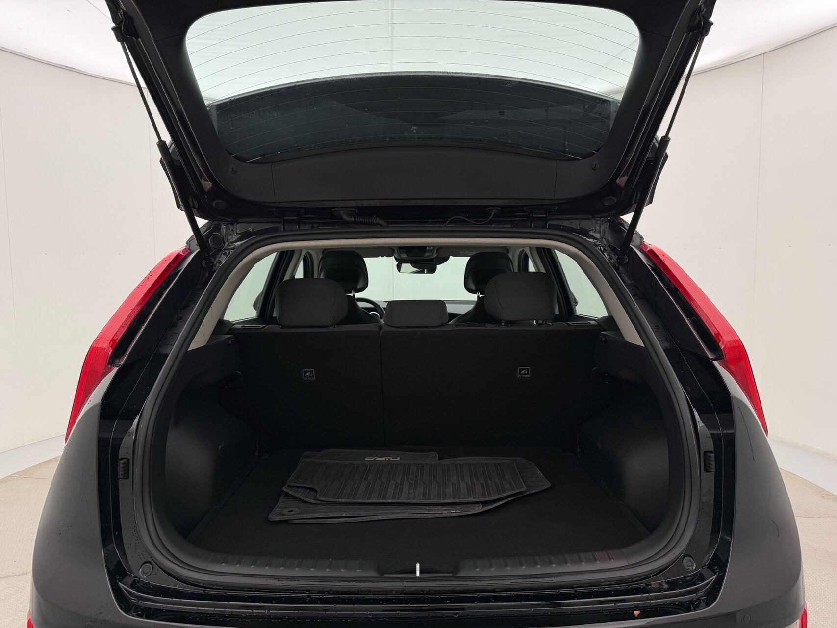 Sort Kia Niro EV fra 2023