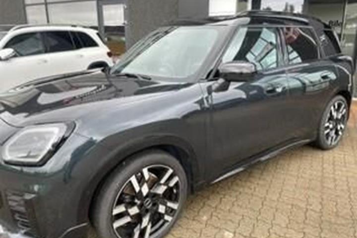 Sort Mini Countryman fra 2025