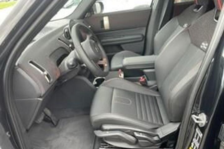 Sort Mini Countryman fra 2025