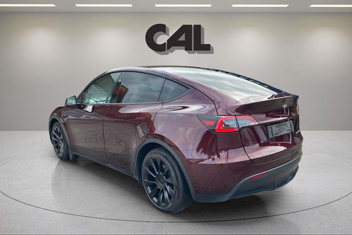 Lilla Tesla Model Y fra 2024