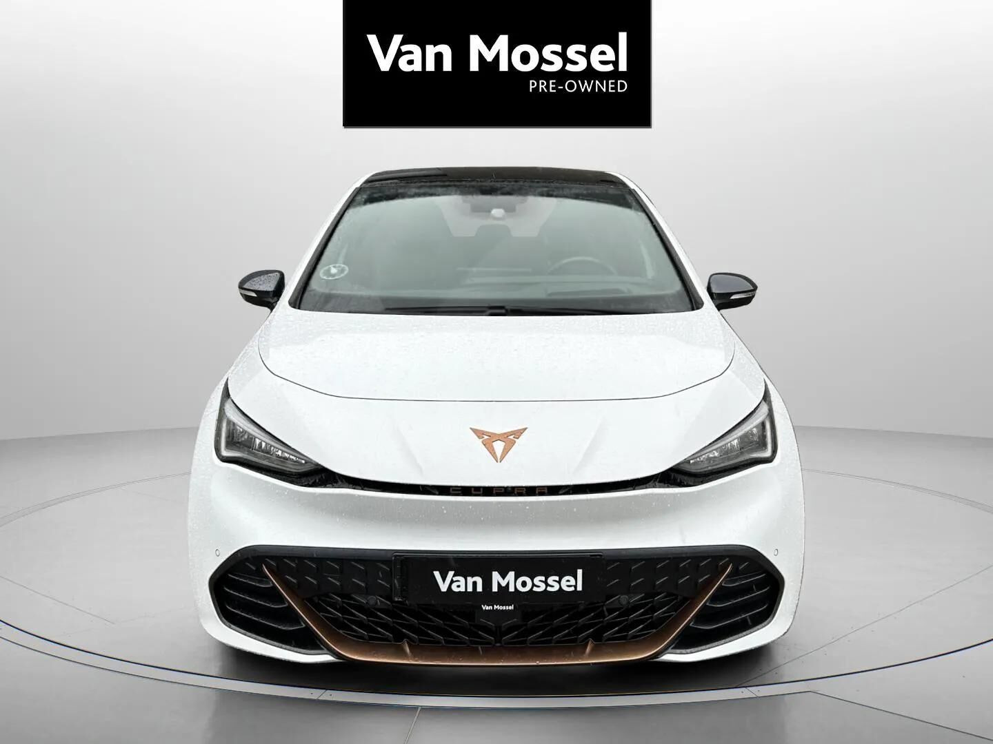 Hvid Cupra Born fra 2021