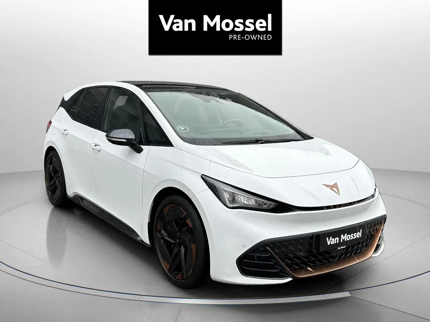Hvid Cupra Born fra 2021