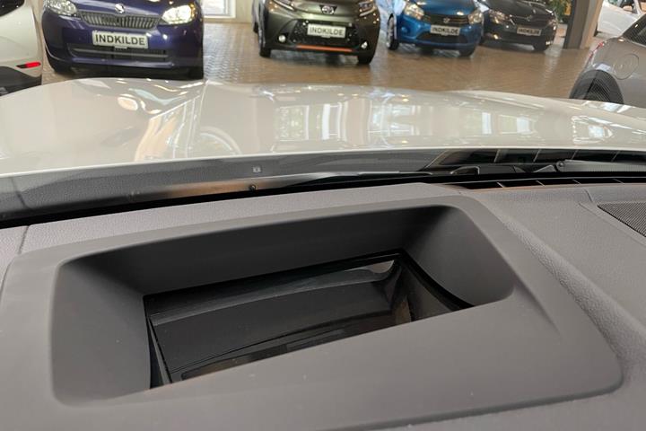 Hvid BMW iX3 fra 2023