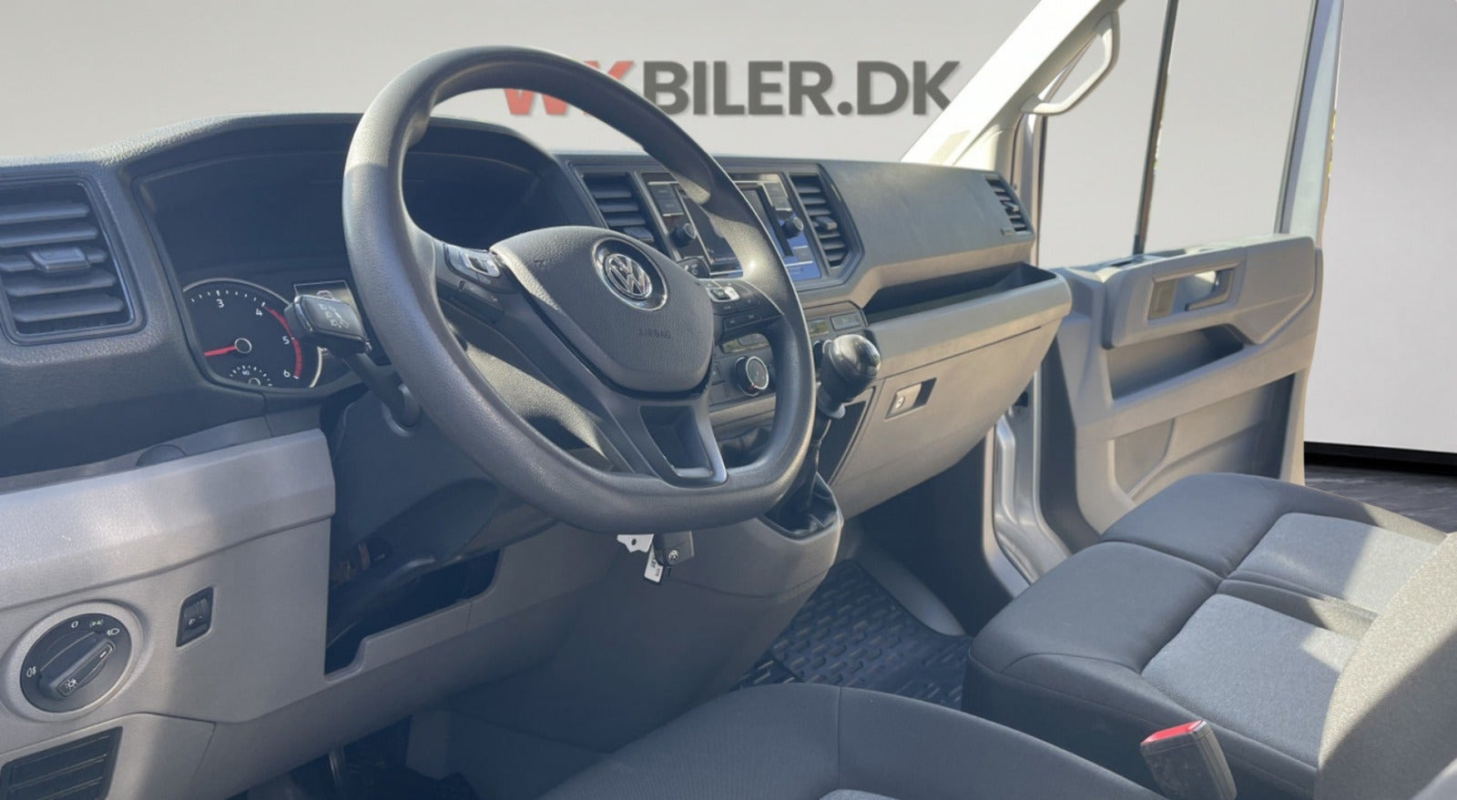Sølv VW Crafter 30 fra 2021