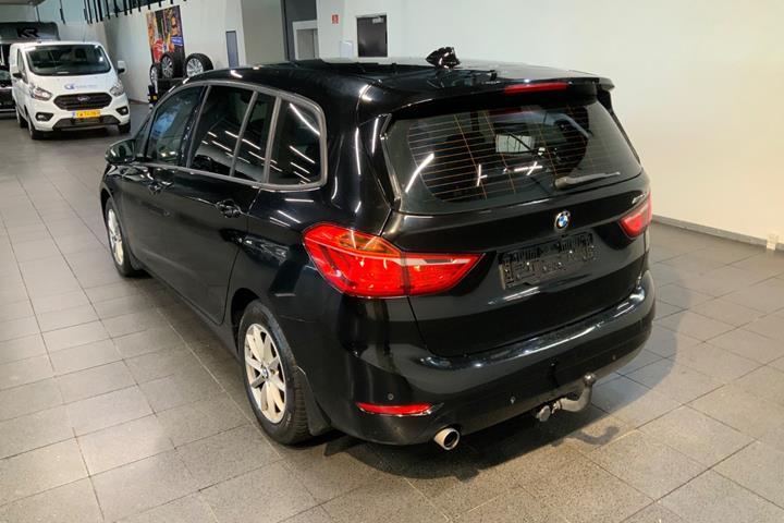 Sort BMW 218d fra 2016