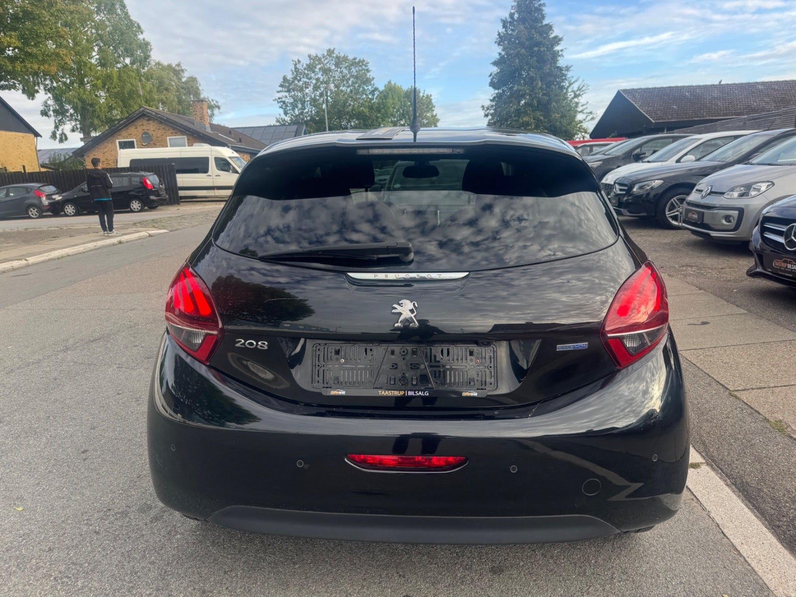 undefined Peugeot 208 fra 2016
