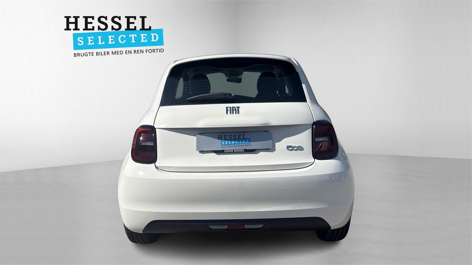 Hvid Fiat 500e fra 2023