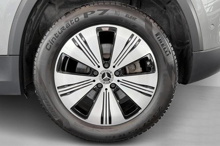 Grå Mercedes EQA250+ fra 2023