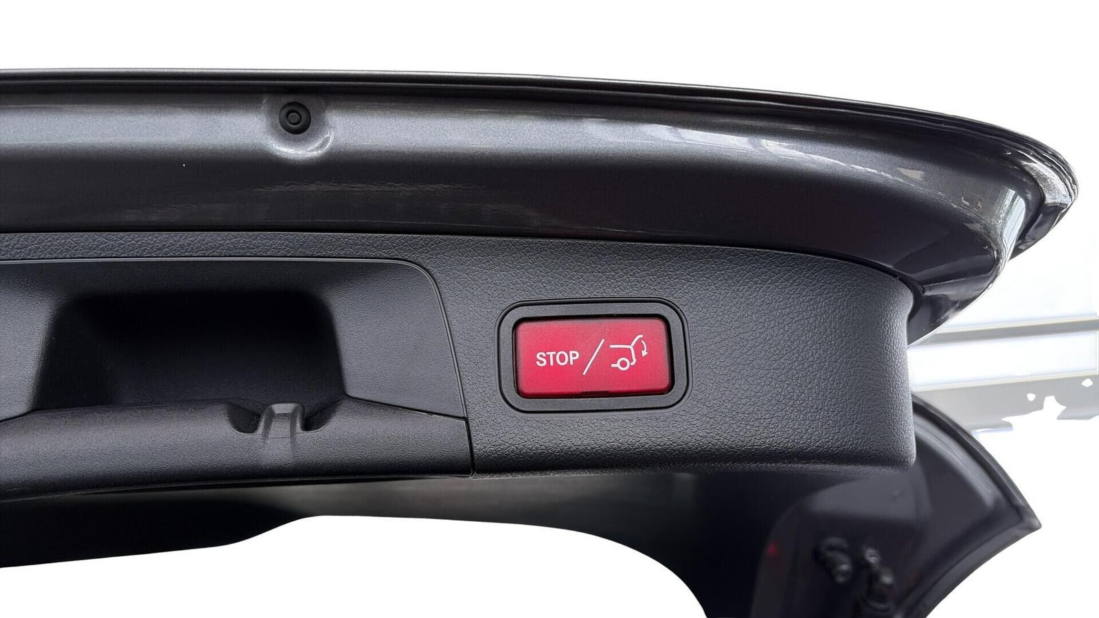 Grå Mercedes EQA250+ fra 2023