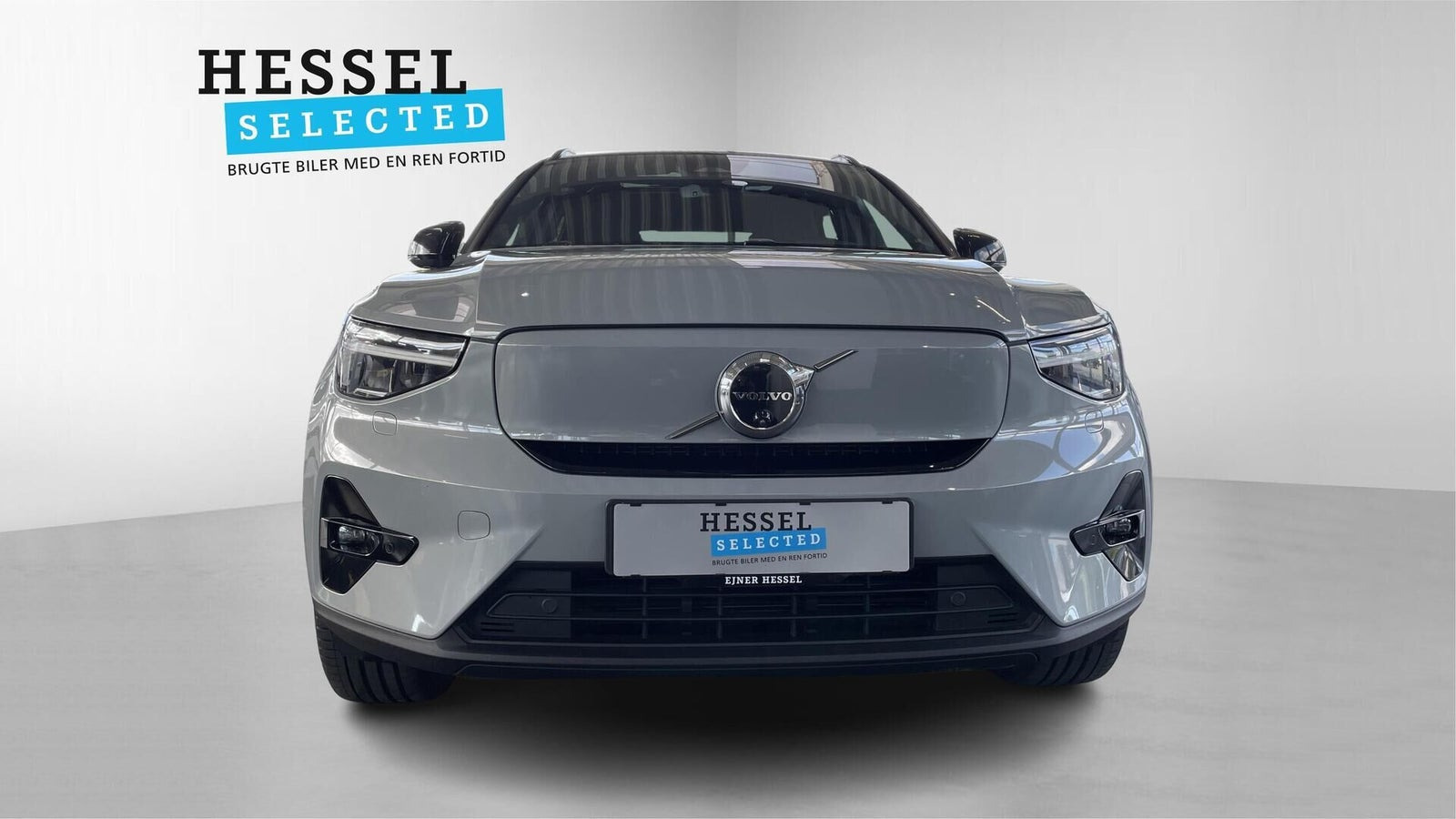 Grå Volvo EX40 fra 2024