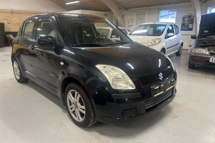 Sort Suzuki Swift fra 2006