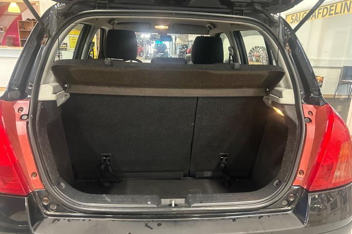 Sort Suzuki Swift fra 2006