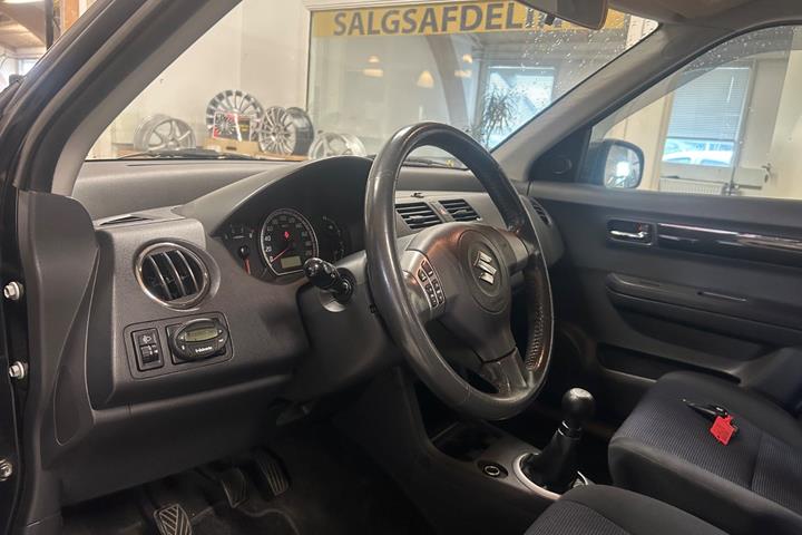 Sort Suzuki Swift fra 2006