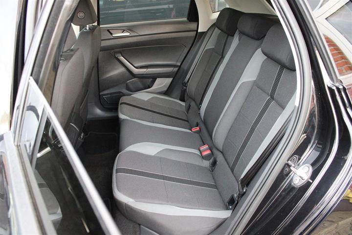 Sort VW Polo fra 2020
