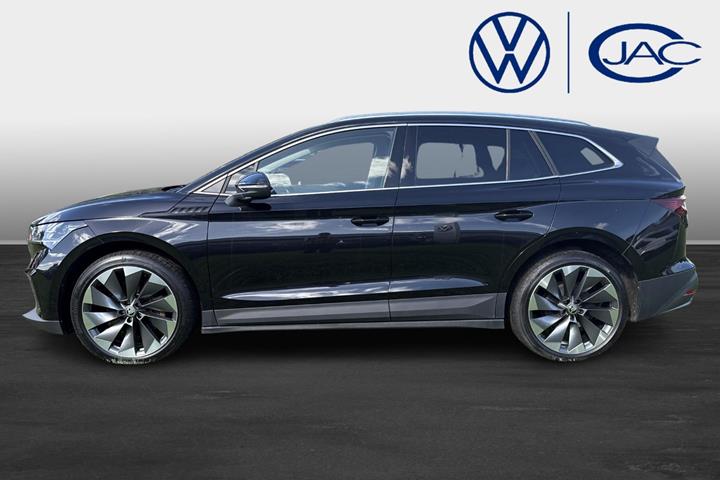 Sort Skoda Enyaq fra 2023