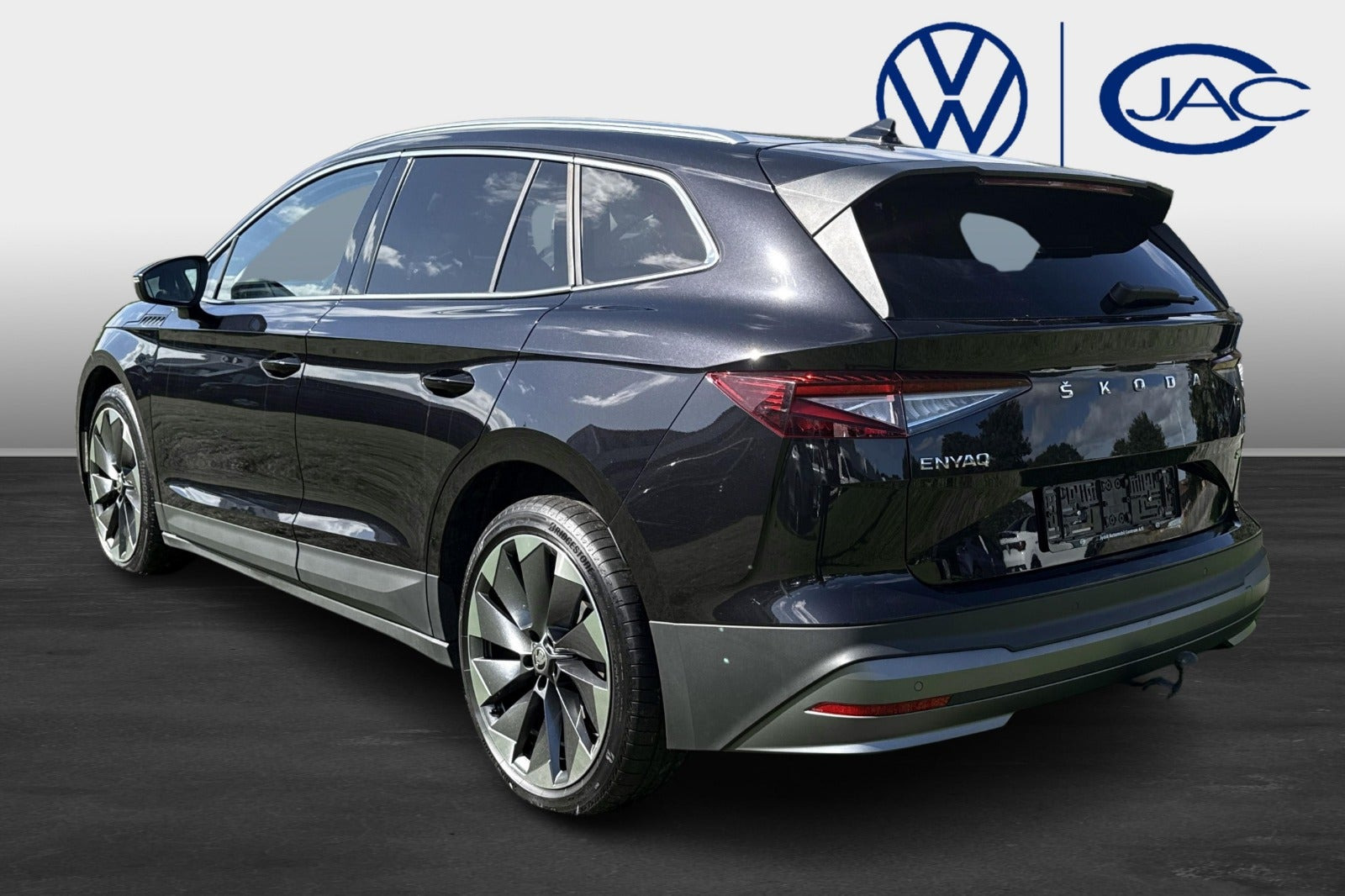 Sort Skoda Enyaq fra 2023