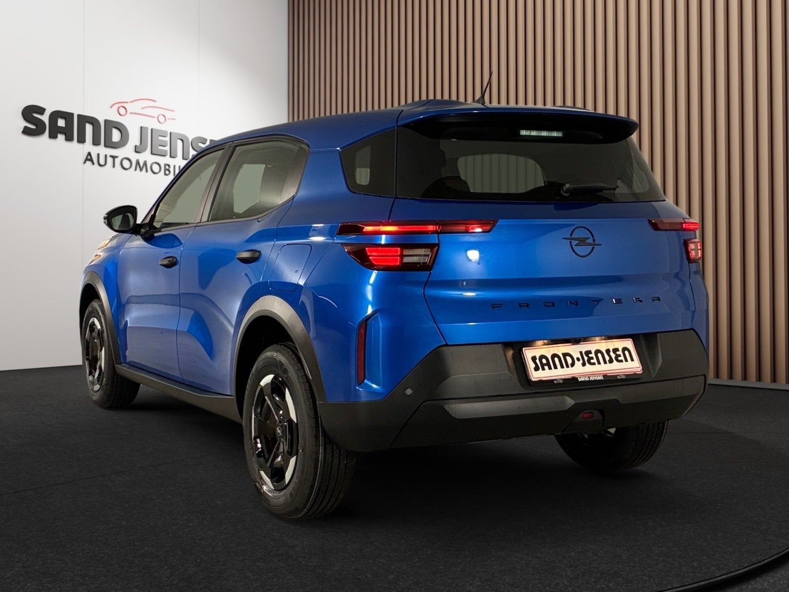 Blå Opel Frontera fra 2026