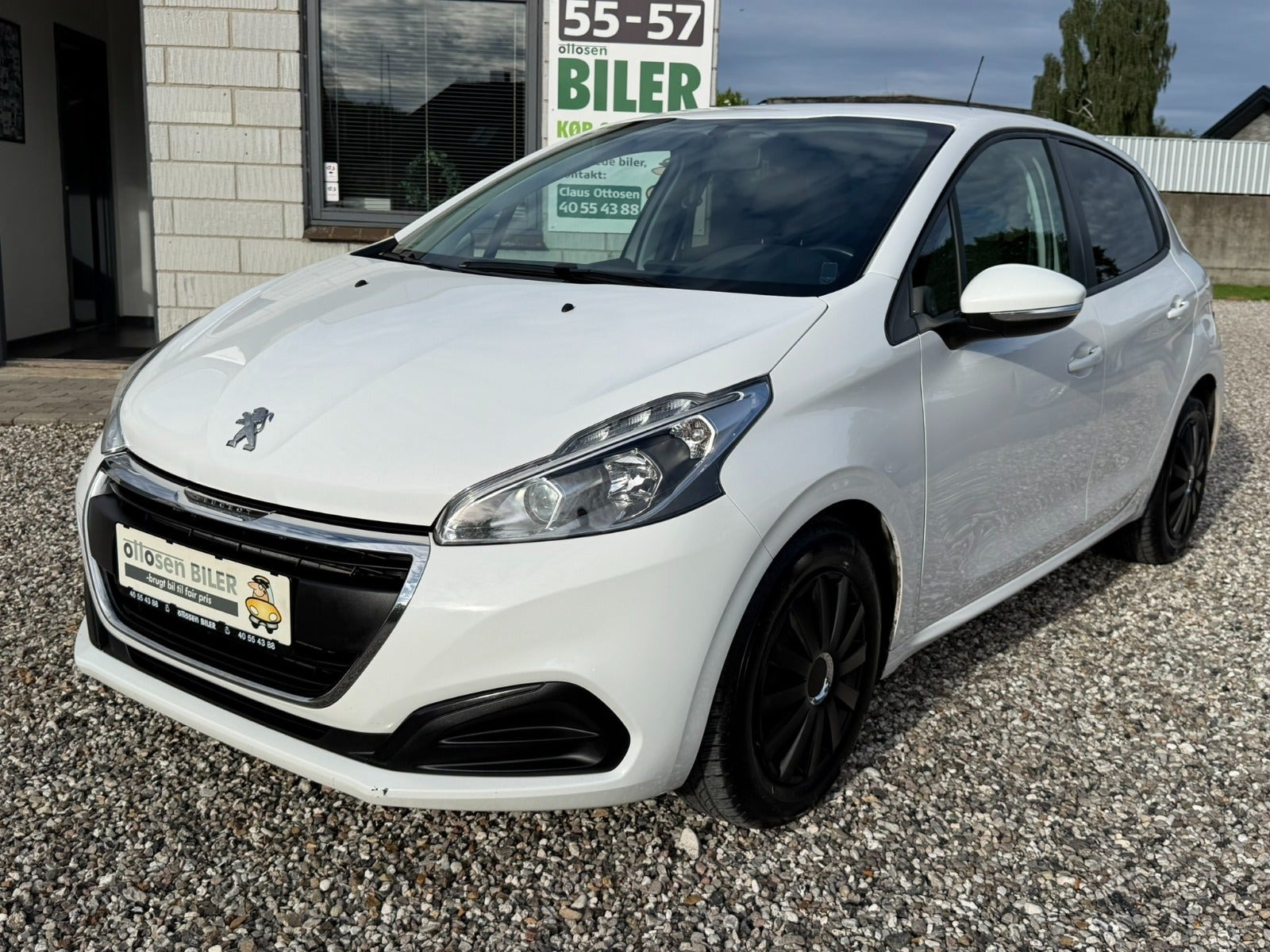 Hvid Peugeot 208 fra 2019