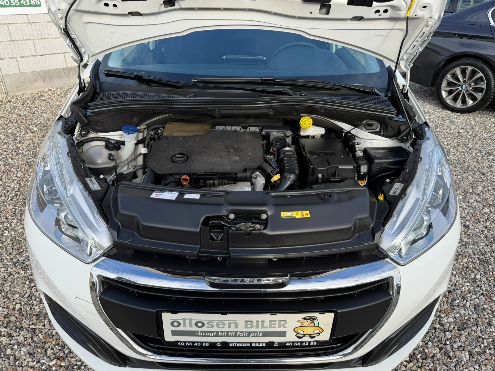 Hvid Peugeot 208 fra 2019