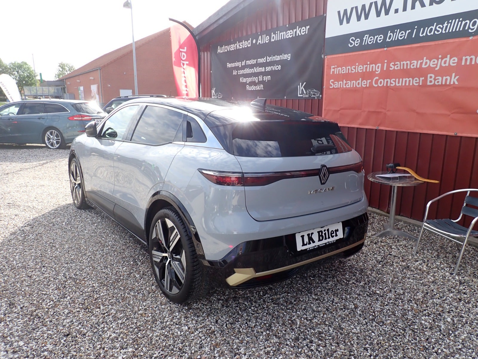 Grå Renault Megane E-Tech fra 2022
