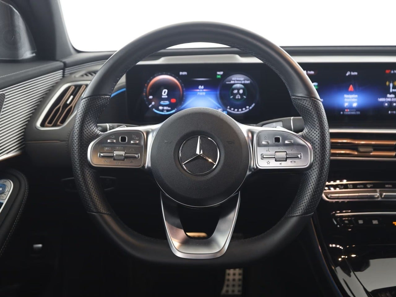 Sort Mercedes EQC400 fra 2021