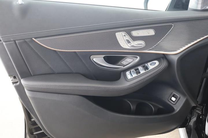 Sort Mercedes EQC400 fra 2021