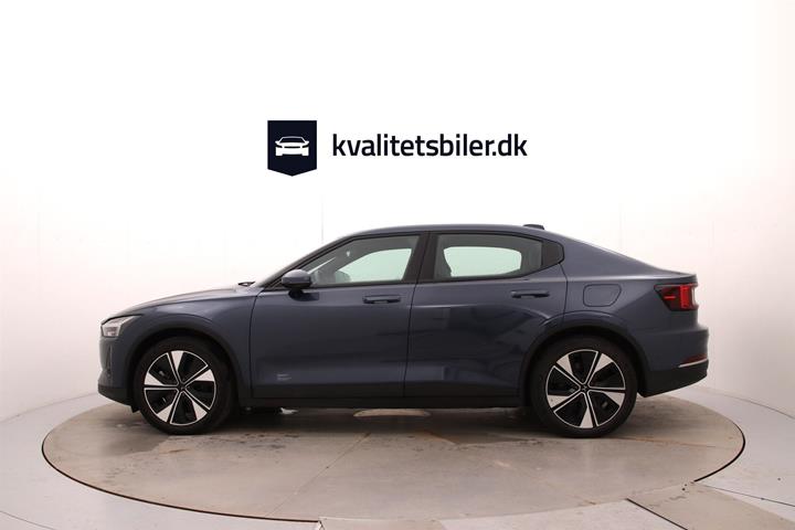 Blå Polestar 2 fra 2023
